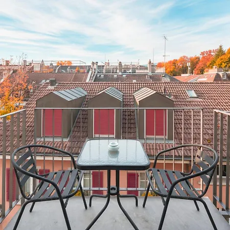 Stayy Nº7 & -self Check-in Apartmanhotel Zürich