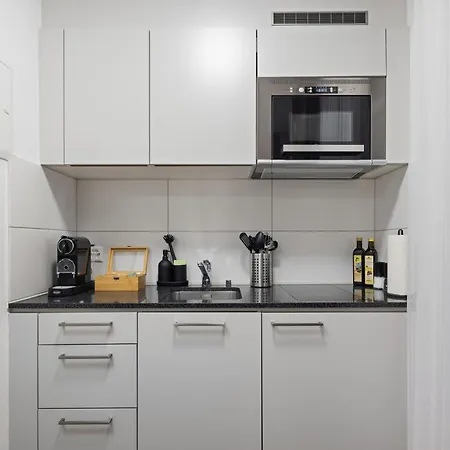 Stayy Nº7 & - Premium 24h Self Check-in Hotel apartamentowy