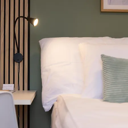 Stayy Nº7 & -self Check-in شقة فندقية 3*