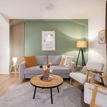 Stayy Nº7 & -self Check-in شقة فندقية