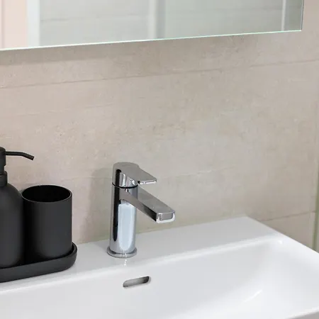 Stayy Nº7 & -self Check-in Zurich