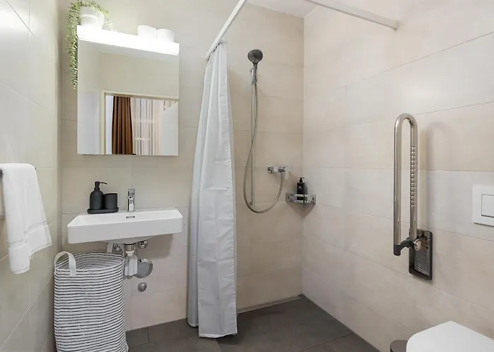 Апарт-отель Stayy Nº7 & -self Check-in