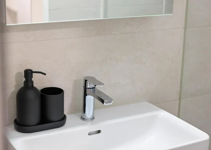 Stayy Nº7 Suites&studios -self Check-in Zürich