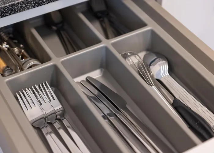 Stayy Nº7 & -self Check-in Apartmanhotel Zürich