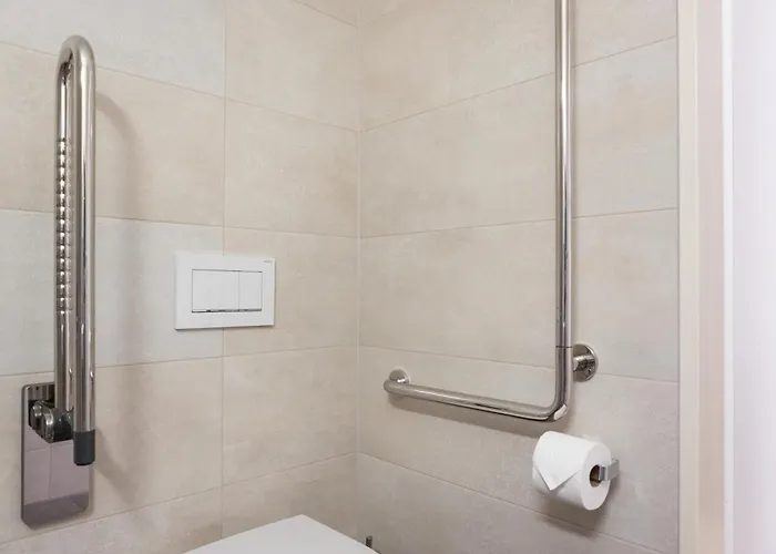 Stayy Nº7 & -self Check-in Apartmanhotel 3*