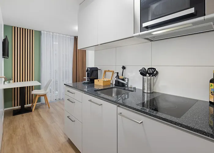 Apartmanhotel Stayy Nº7 & -self Check-in