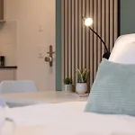 Stayy Nº7 & - Premium 24h Self Check-in Apart Otel 3*