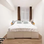 Apart Otel Stayy Nº7 & - Premium 24h Self Check-in Zürih