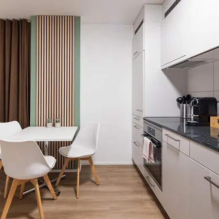 Stayy Nº7 & - Premium 24h Self Check-in Appart hôtel Zurich