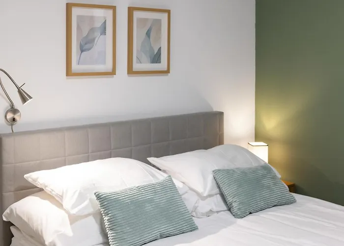 Apartahotel Stayy Nº7 Suites&studios -self Check-in